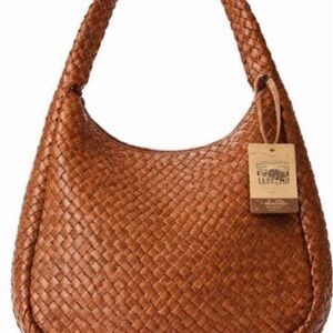 Chic Tan Woven Leather Hobo Bag